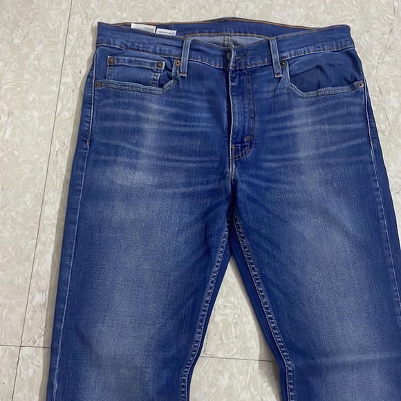 Levi’s jeans 👖 - Picture 2 of 7